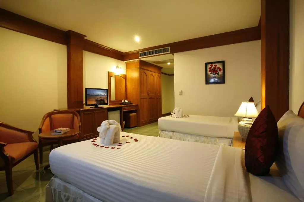 Jiraporn Hill Resort